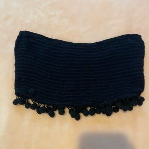 Pom-pom black bandeau top